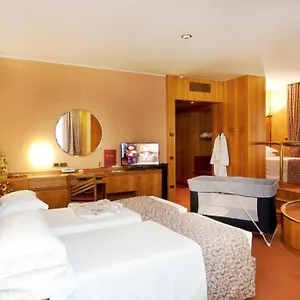 vizitați hotelul