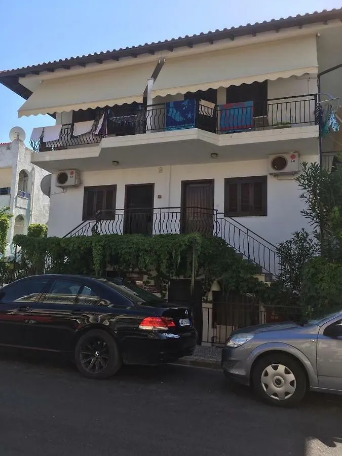 Marco'S Appartments Nea Poteidaia
